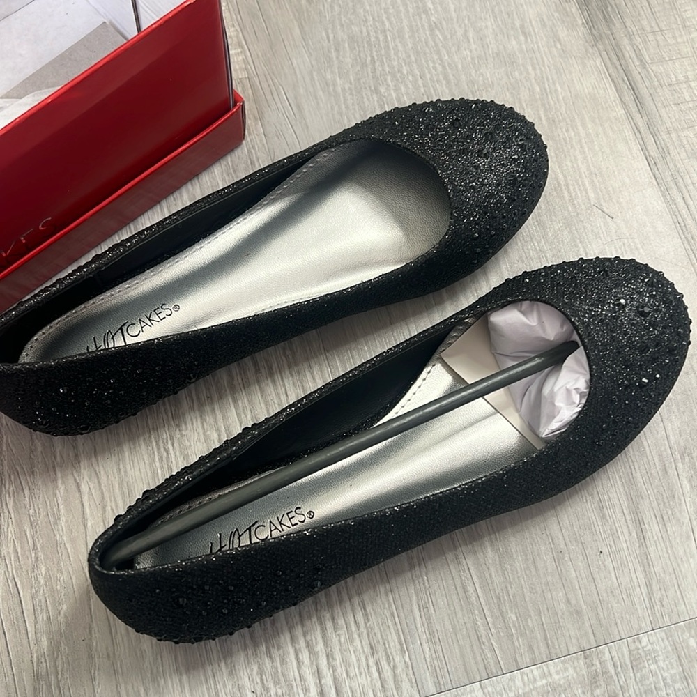 Black diamond flats